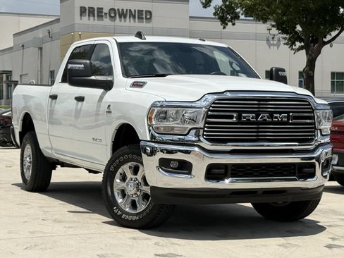 Used 2024 RAM 2500 Big Horn AWD/4WD image 2