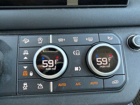 Used 2025 Land Rover Defender 110 S AWD/4WD image 16