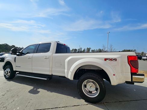 Used 2020 Ford F350 Lariat w/ Lariat Ultimate Package image 5