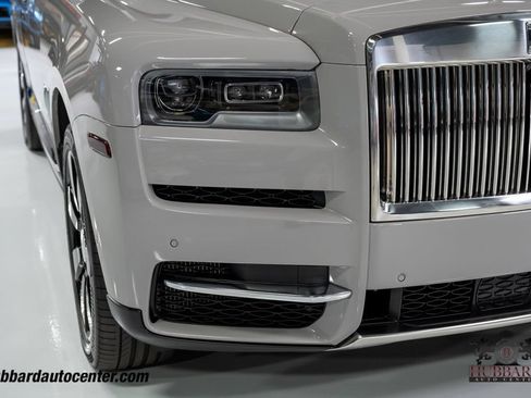 Used 2023 Rolls-Royce Cullinan AWD/4WD image 14