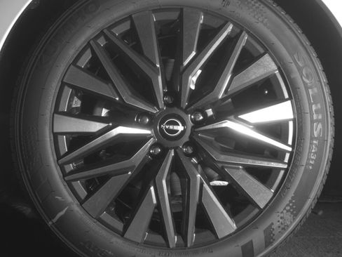 Used 2026 Nissan Altima 2.5 SV FWD image 15