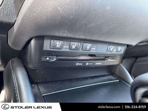 Used 2019 Lexus ES 350 350 w/ Premium Package image 32