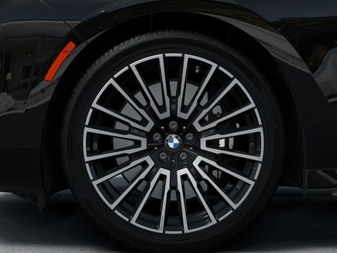 New 2026 BMW 740i xDrive AWD/4WD image 7