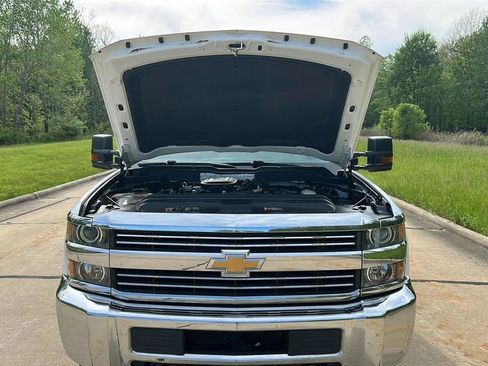 Used 2015 Chevrolet Silverado 3500 W/T w/ WT Convenience Package AWD/4WD image 18