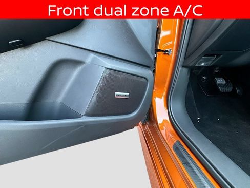 Used 2025 Nissan Sentra SR w/ SR Premium Package FWD image 17