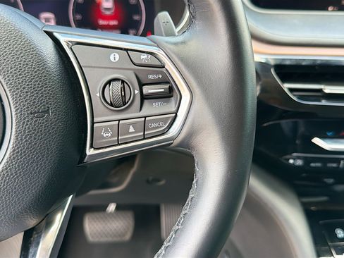 Used 2022 Acura MDX FWD w/ Technology Package image 38