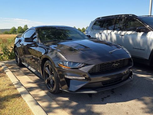 Used 2022 Ford Mustang Premium w/ Equipment Group 201A RWD image 4