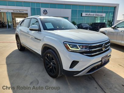 Used 2021 Volkswagen Atlas Cross Sport SE w/ 20" Black Wheels Package