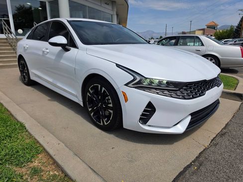 Certified 2022 Kia K5 LX FWD image 3