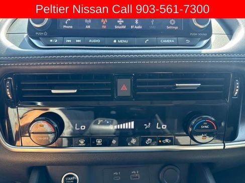 Used 2021 Nissan Rogue SV FWD image 19