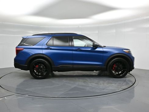 Used 2020 Ford Explorer ST w/ ST Street Pack image 29