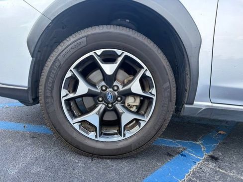 Used 2020 Subaru Crosstrek 2.0i AWD/4WD image 11