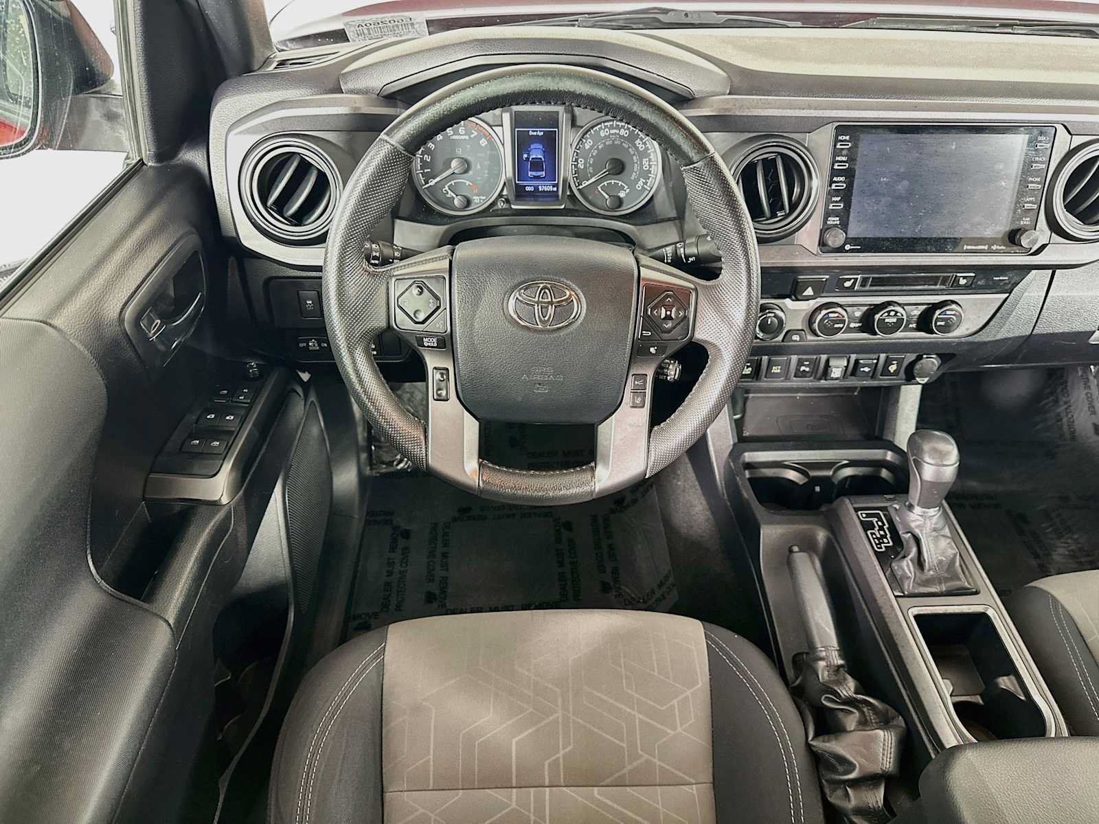Used 2020 Toyota Tacoma TRD Off-Road w/ Technology Package AWD/4WD image 19