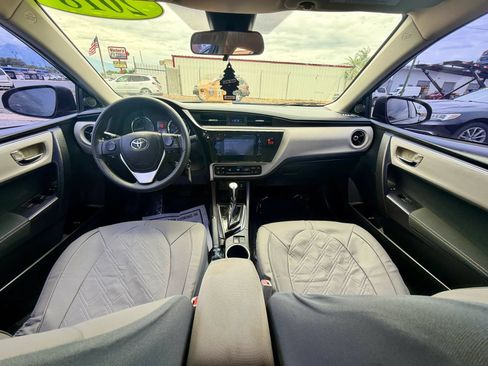 Used 2018 Toyota Corolla LE w/ Carpet Mat Package (TMS) FWD image 23