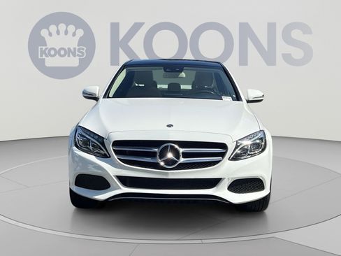 Used 2018 Mercedes-Benz C 300 4MATIC Sedan image 4