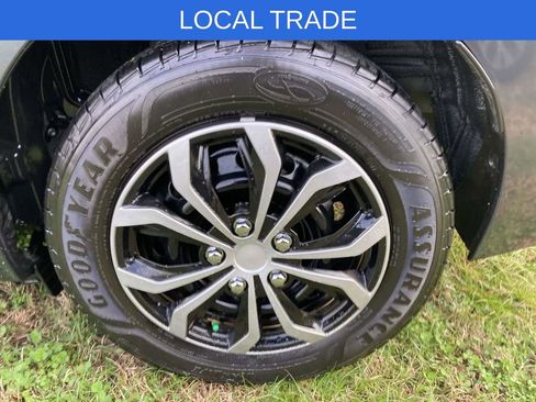 Used 2016 Toyota Corolla L image 10