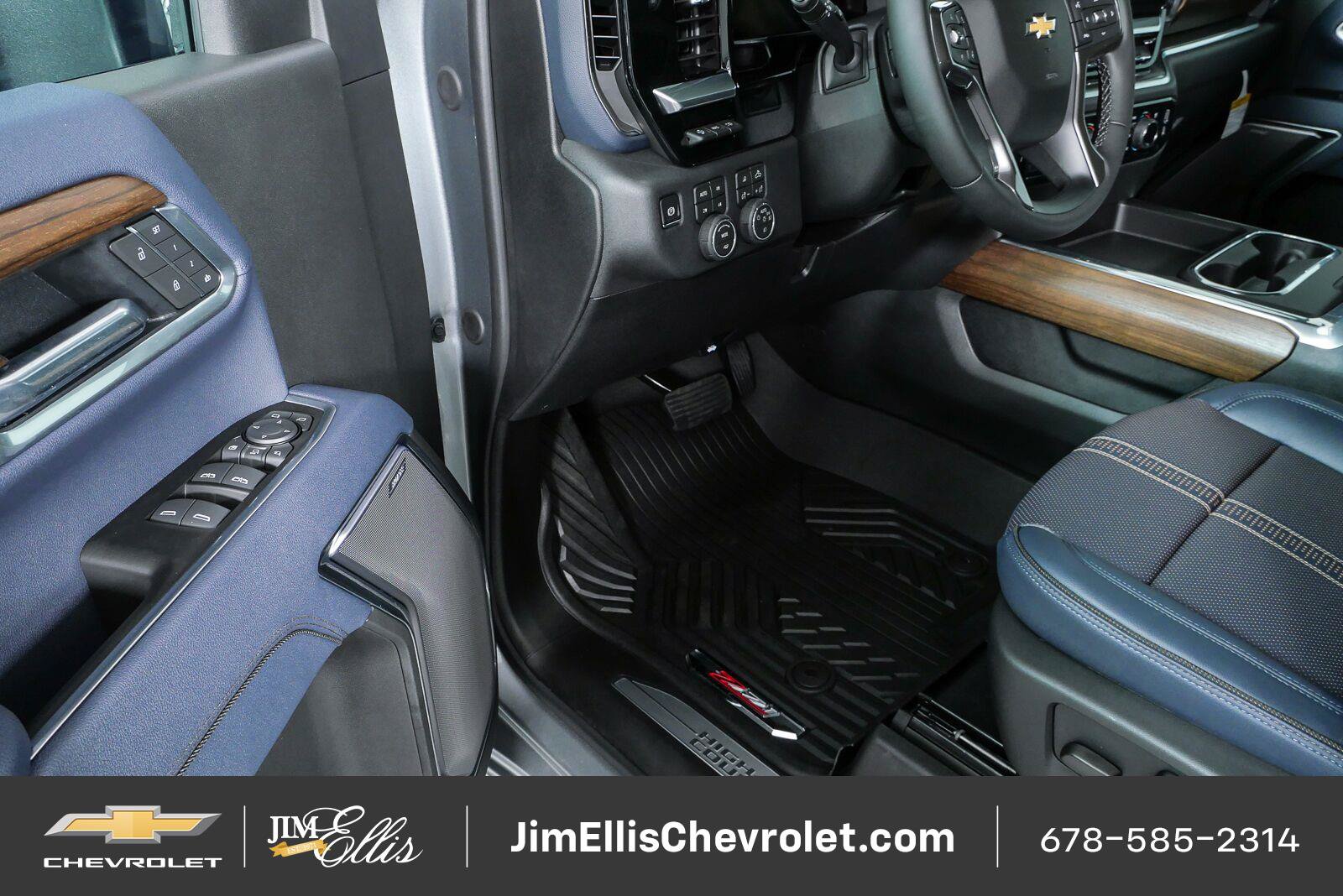 New 2026 Chevrolet Silverado 2500 High Country w/ High Country Premium Package AWD/4WD image 9