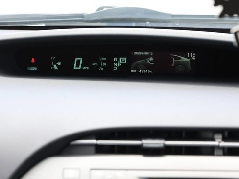 Used 2013 Toyota Prius Four FWD image 19
