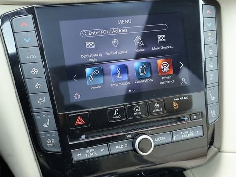 Used 2022 INFINITI QX50 Essential image 3