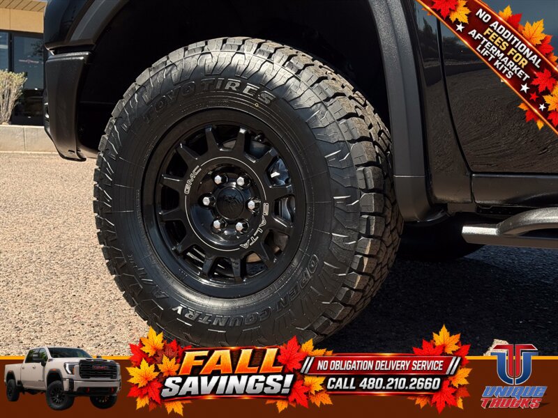 Used 2024 GMC Sierra 1500 AT4X w/ AT4X AEV Edition AWD/4WD image 8