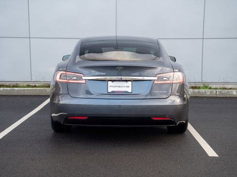 Used 2021 Tesla Model S Long Range Plus image 7