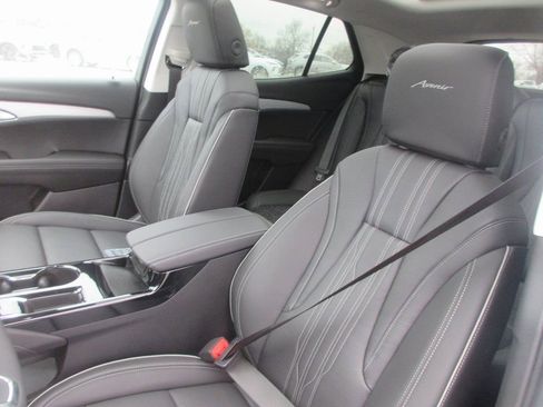 New 2026 Buick Envision Avenir image 13