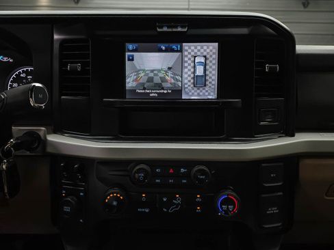 Used 2025 Ford F450 XLT w/ 360-Degree Camera Package AWD/4WD image 28