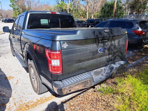Used 2018 Ford F150 Lariat w/ Trailer Tow Package image 4