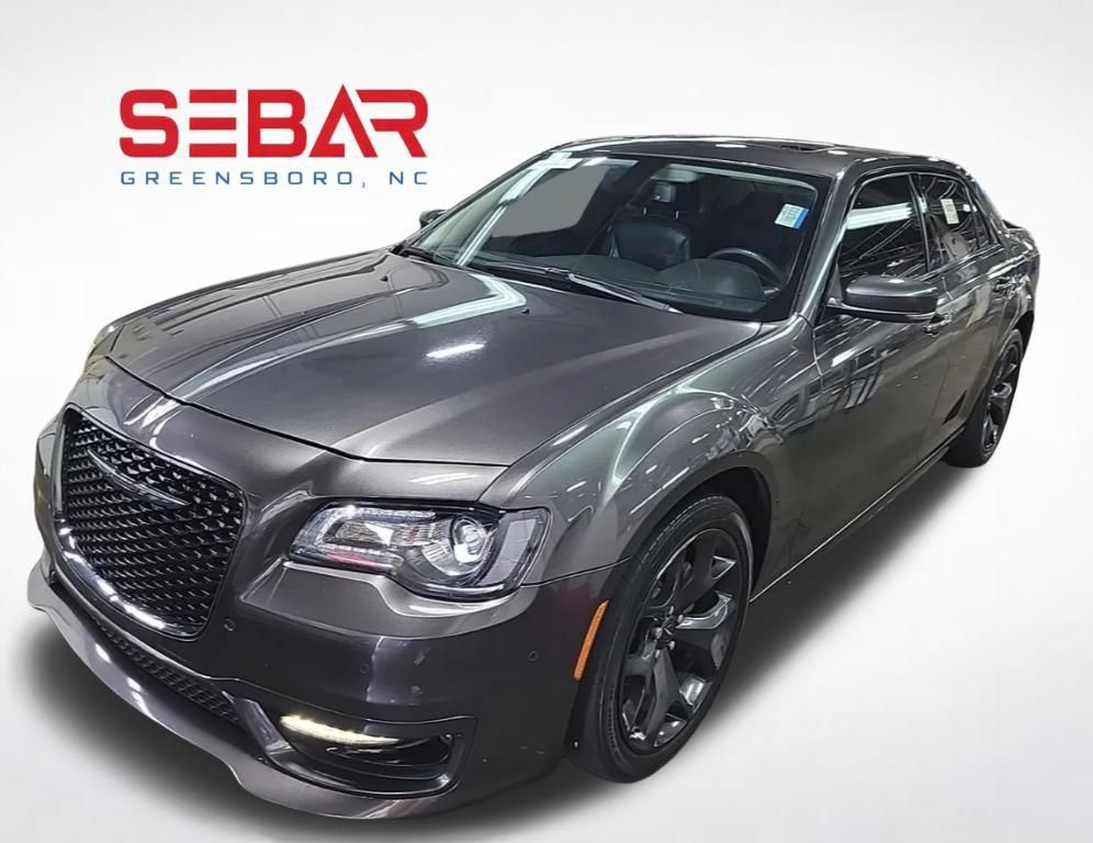 Used 2023 Chrysler 300 Touring L w/ Popular Equipment Group RWD image 1