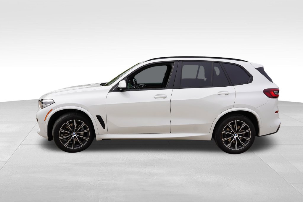 Used 2023 BMW X5 xDrive40i w/ M Sport Package AWD/4WD image 9