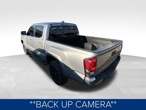 Used 2020 Toyota Tacoma SR5 image 5