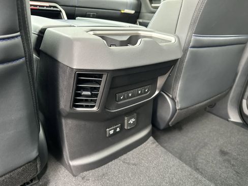 New 2026 Toyota Tundra Platinum image 33