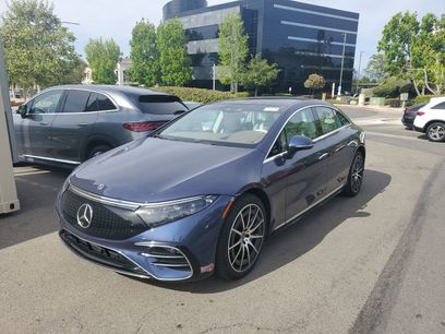 Used 2023 Mercedes-Benz EQS 580 4MATIC Sedan w/ Exclusive Trim Package