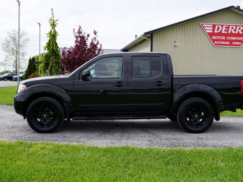 Used 2020 Nissan Frontier SV w/ Midnight Edition Floor Mats AWD/4WD image 26