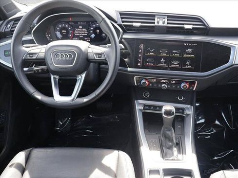 Used 2023 Audi Q3 2.0T Premium Plus w/ Premium Plus Package AWD/4WD image 22