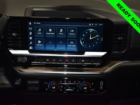 Used 2025 Chevrolet Silverado 1500 LT AWD/4WD image 18