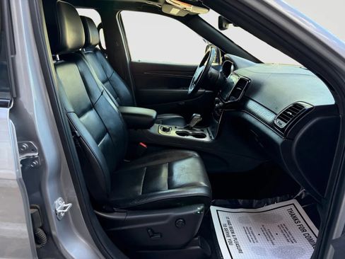 Used 2019 Jeep Grand Cherokee High Altitude AWD/4WD image 20