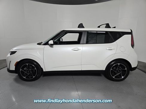 Used 2023 Kia Soul EX FWD image 3