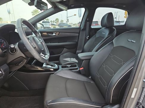 Used 2024 Kia Forte GT-Line w/ GT-Line Premium Package image 13