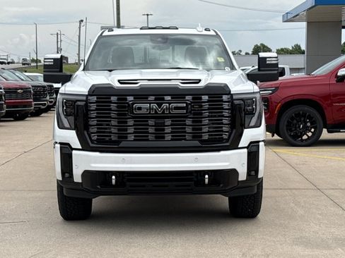 New 2026 GMC Sierra 2500 Denali Ultimate AWD/4WD image 13