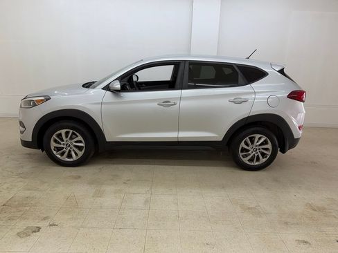 Used 2018 Hyundai Tucson SE w/ Cargo Package AWD/4WD image 2