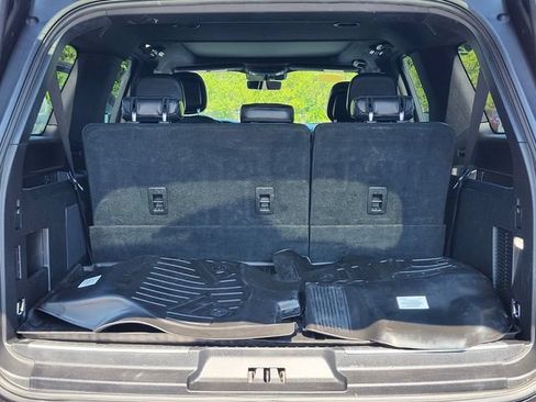 Used 2019 Lincoln Navigator L Select AWD/4WD image 34