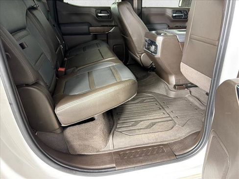 Used 2019 GMC Sierra 1500 Denali w/ Denali Ultimate Package AWD/4WD image 17