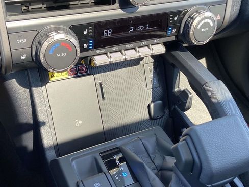 New 2026 Toyota 4Runner TRD Off-Road Premium image 25