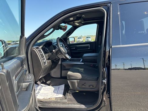 Used 2021 RAM 1500 Classic Warlock AWD/4WD image 30