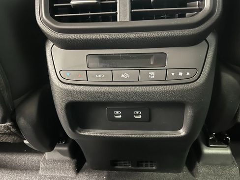New 2026 Honda Pilot Touring image 25