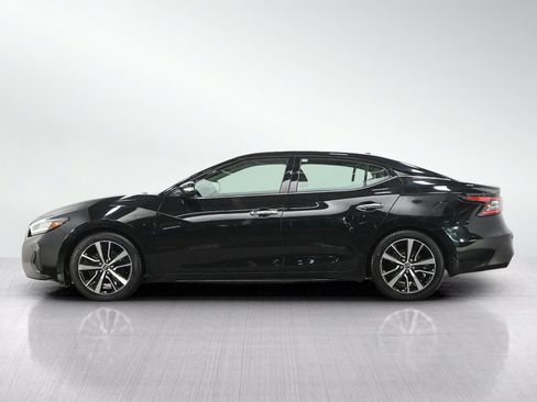 Used 2023 Nissan Maxima SL FWD image 2