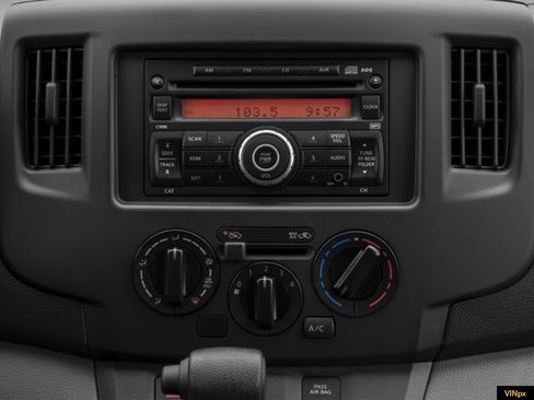 Used 2015 Chevrolet City Express LS w/ Appearance Package image 8