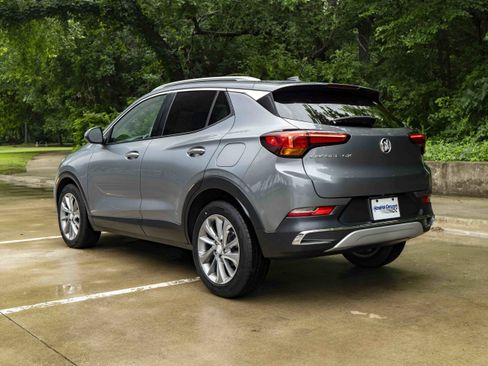 Used 2021 Buick Encore GX Essence w/ Experience Buick Package FWD image 7