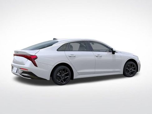 New 2026 Kia K5 LXS FWD image 6